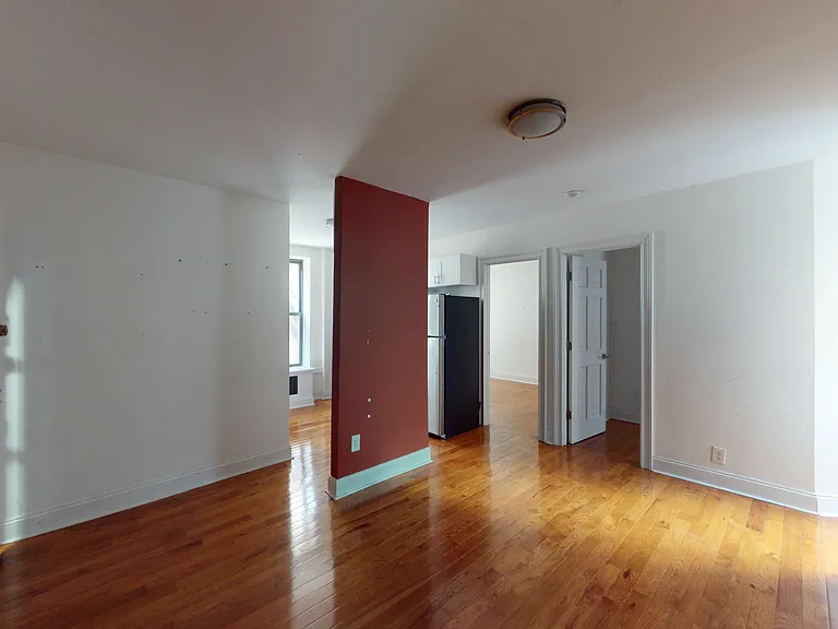 1427 York Ave #E — Photo 1