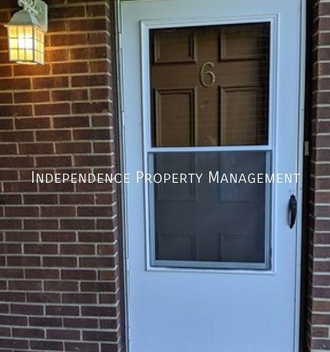 1st image of 1935 E Central Ave APT 6