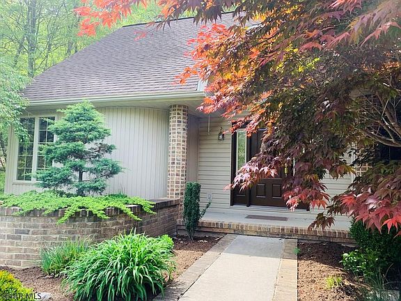 2nd image of 152 Sunshine Heights Dr