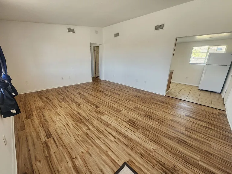 72649 Sullivan Rd — Photo 2
