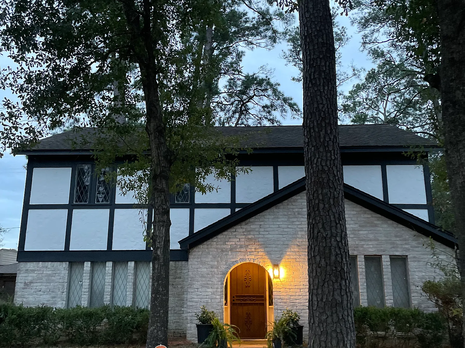 4 bed, 2493 sqft, $2,000 — Photo 2