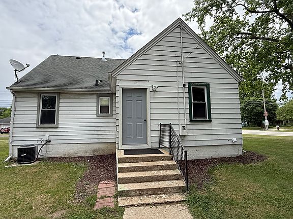 5th image of 604 N Taylor St