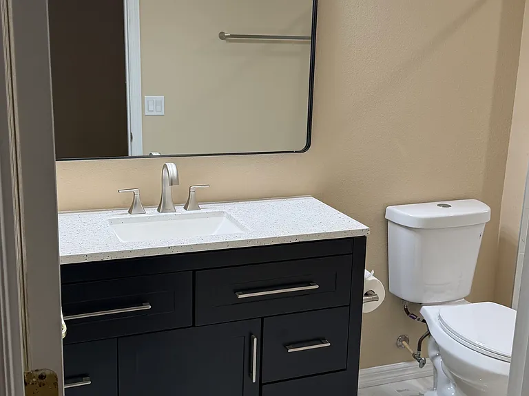 3151 Retreat View Cir — Photo 8