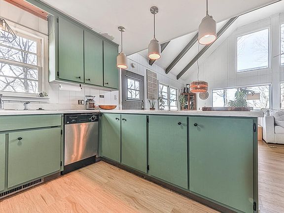 12th image of this home