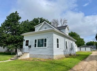 212 E Sanborn St, Springfield, MN 56087