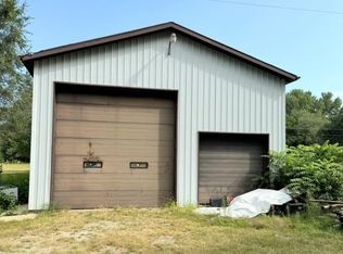 630 Webster St, Waterloo, IA 50703