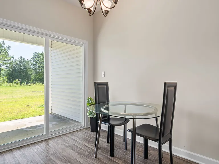204 Alexa Pl — Photo 8