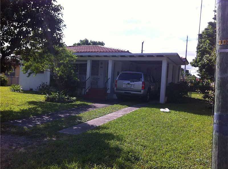 1st image of 444 NW 61st Ave