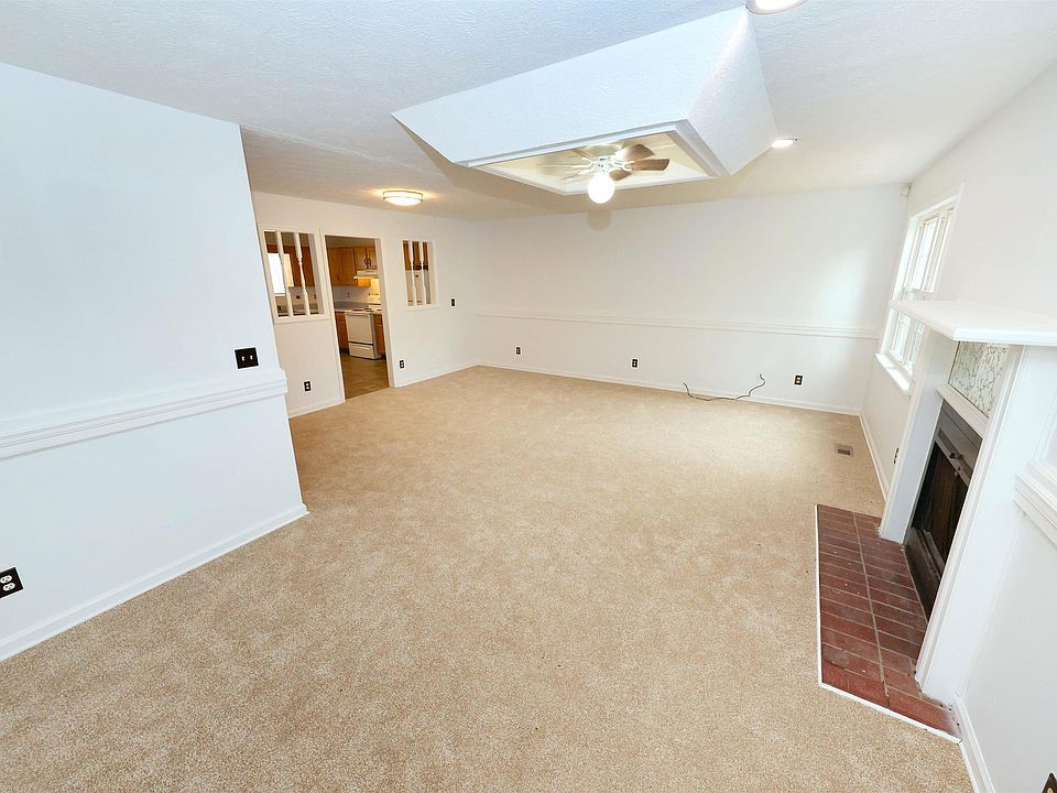 1st image of 5804 Woodgate Cir