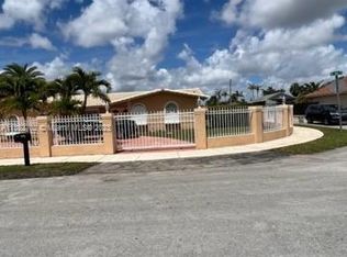 9955 SW 30th St, Miami, FL 33165