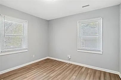 613 Grantland Dr — Photo 15