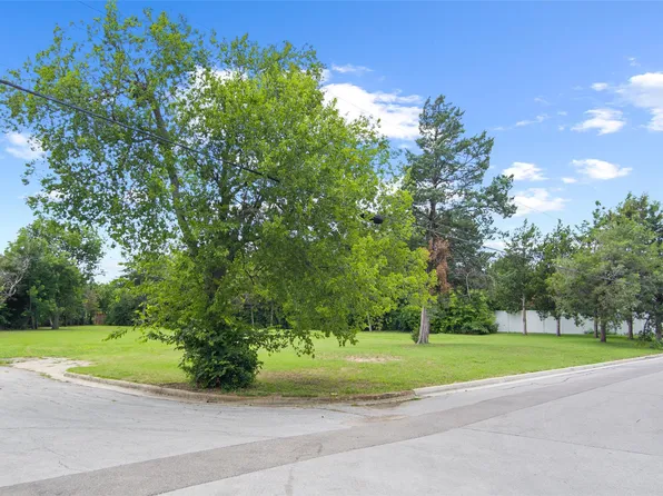 LOT 1R W Lowden St, Fort Worth, TX 76110
