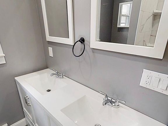 5th image of 812 Myrtle Ave #1