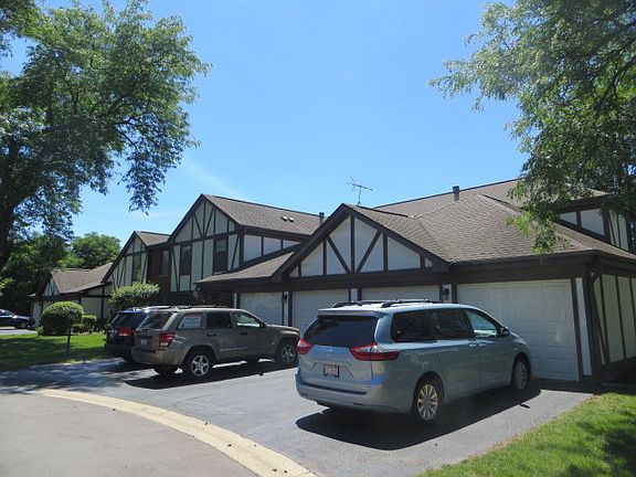 5th image of 372 Greystone Ct APT C1