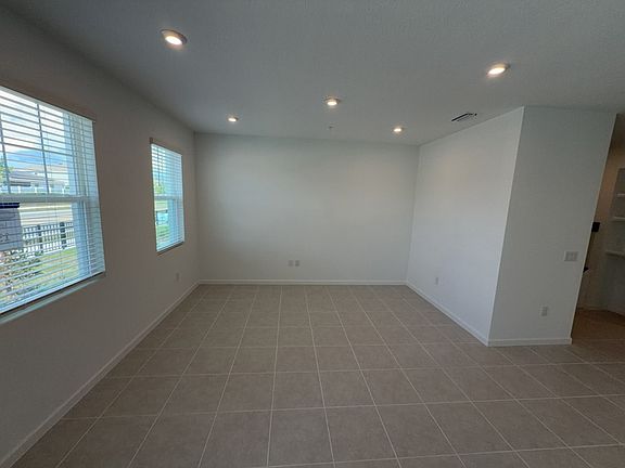 5th image of 4216 Sadler Rd