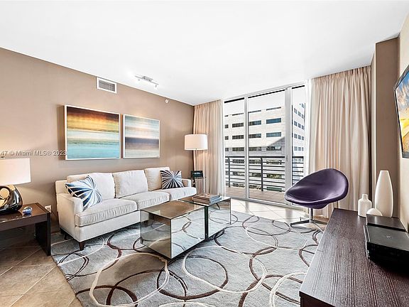 2nd image of 325 S Biscayne Blvd APT 3114
