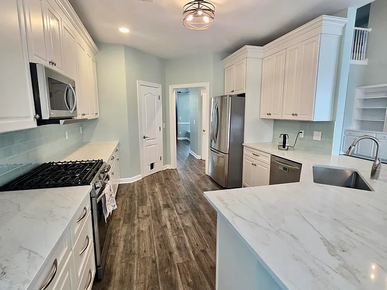 3518 Stockton Dr — Photo 14