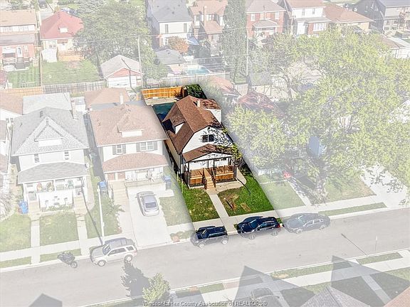 4th image of 930 Elsmere Ave