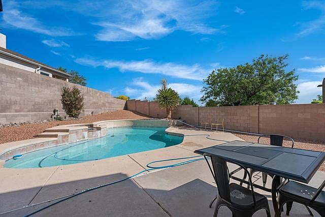 1st image of 9604 Vista Casitas Dr NW