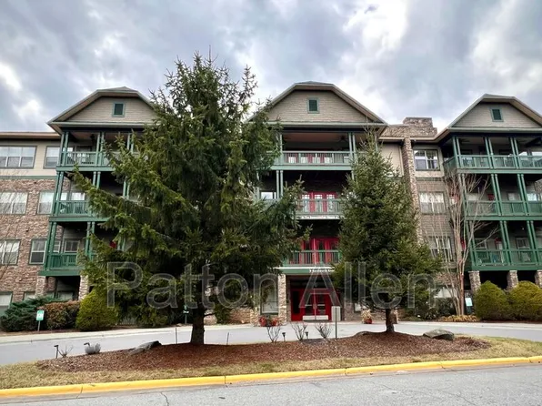 9 Kenilworth Knl #303, Asheville, NC 28805