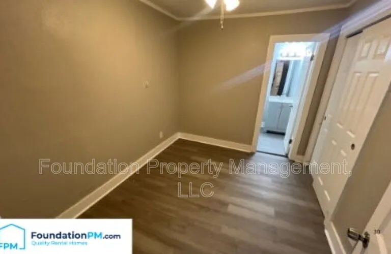 790 S Pkwy E — Photo 15