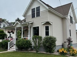 330 E Sullivan St, Ripon, WI 54971