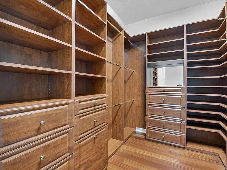 17921 Villa Club Way — Photo 31