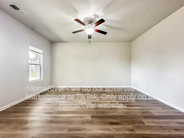 196 Daisy Cir — Photo 7
