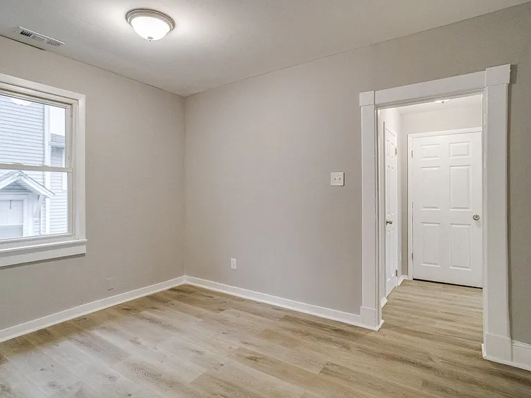 5 Homeland Ave — Photo 14