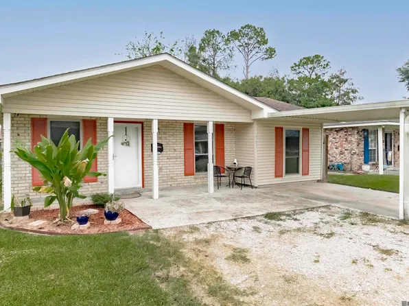 59055 Lillian Ave, Plaquemine, LA 70764