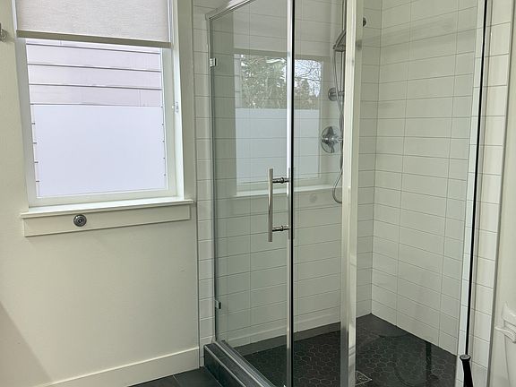 Primary bath-3rd floor