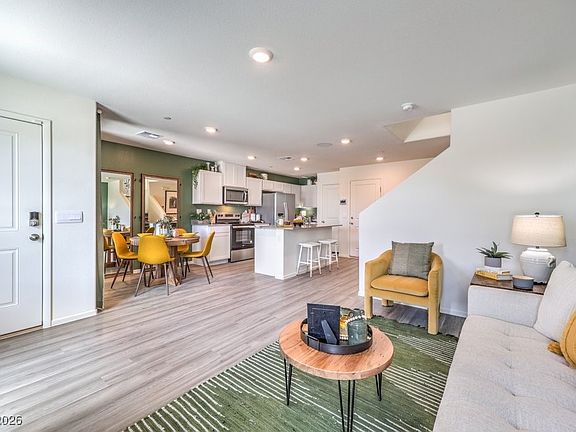 4th image of 6074 Hibiscus Garden St #12