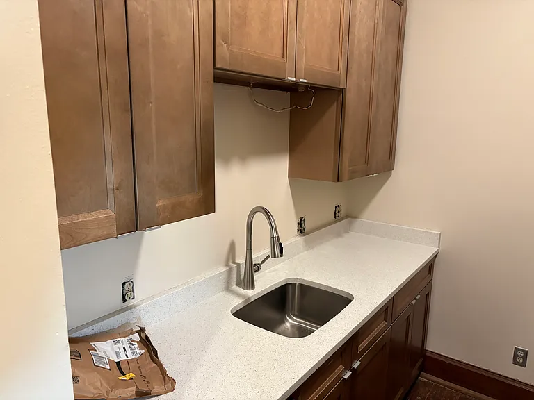 315 N Senate Ave #2E — Photo 13