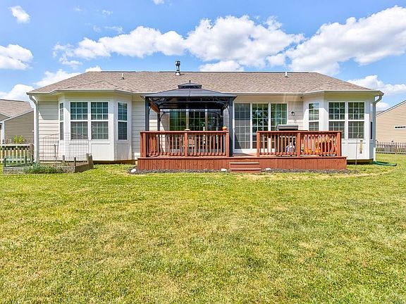 2nd image of 555 King Fisher Dr