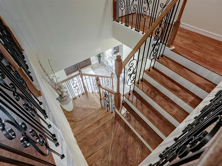 327 Twin Timbers Ln — Photo 26