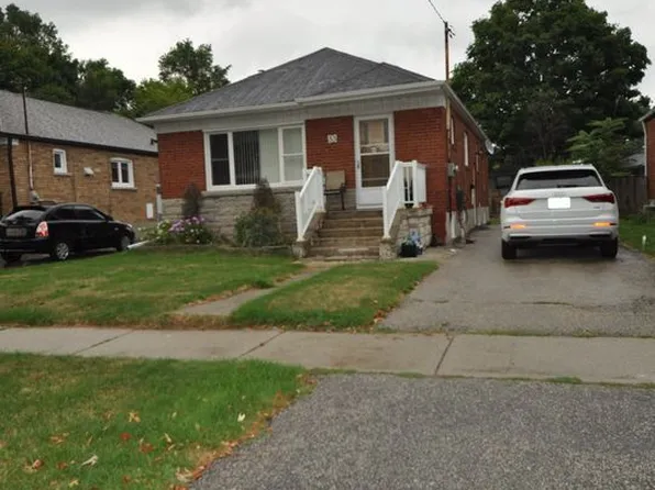 33 Wye Valley Rd, Toronto, ON M1P 2A5
