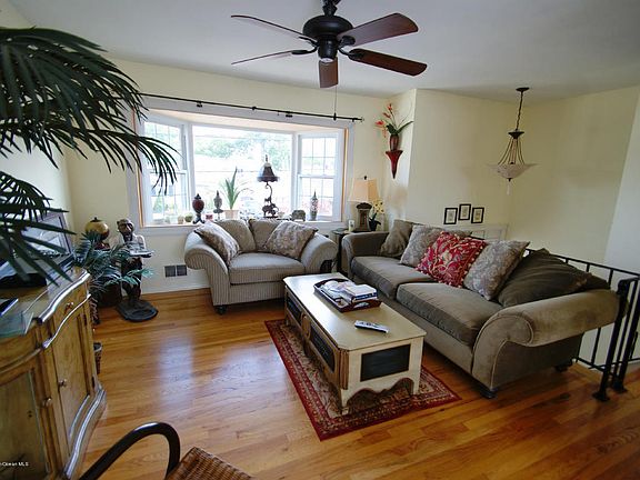 3rd image of 740 Tunney Point Dr