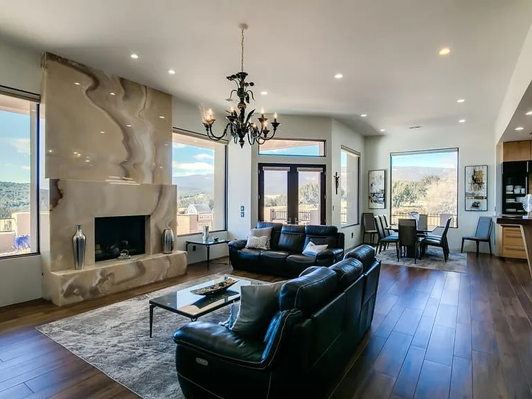 31 Hogan Ct — Photo 8