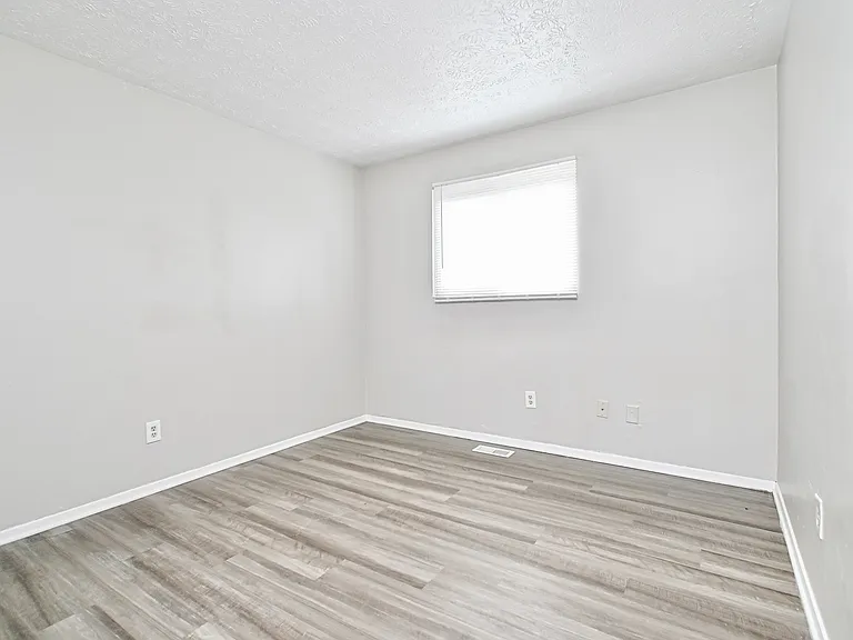 10943 Birchridge Dr — Photo 22