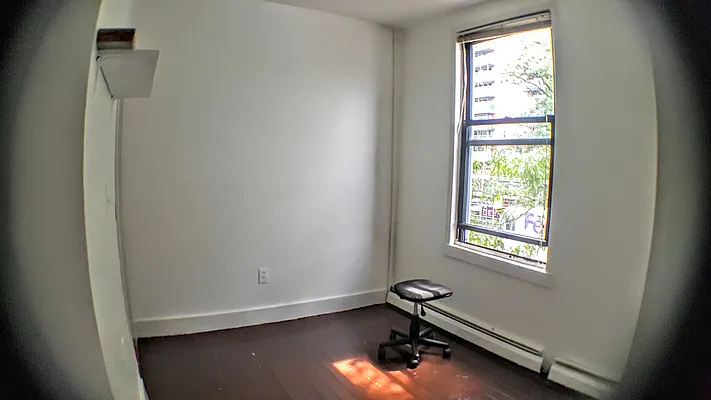 Rented by 585 Evergreen Avenue, LLC | media 7