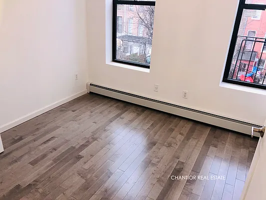 Rented by Chantior Real Estate LLC | media 2