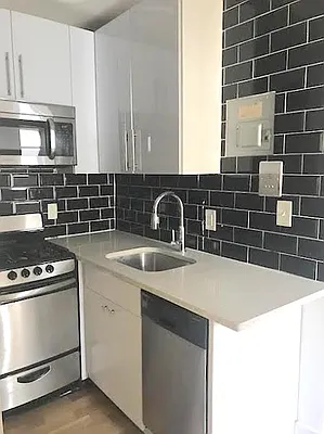 Rented by New Holland Residences | media 25