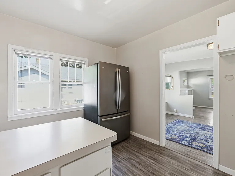 826 E 34th Ave — Photo 16