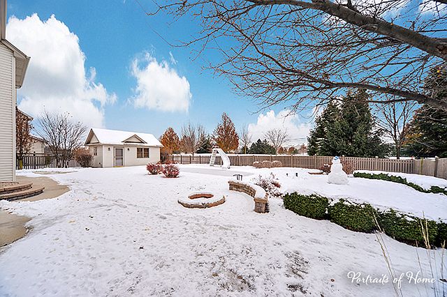 2nd image of 24333 W Indigo Ct