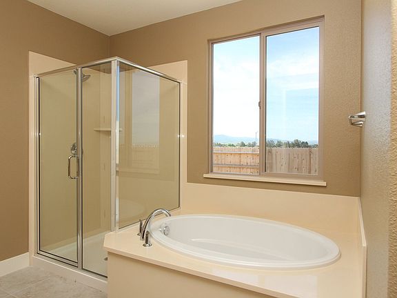 5th image of 1564 Santana Ranch Dr