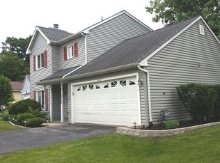 2474 Sunlight Ct, Aurora, IL 60502