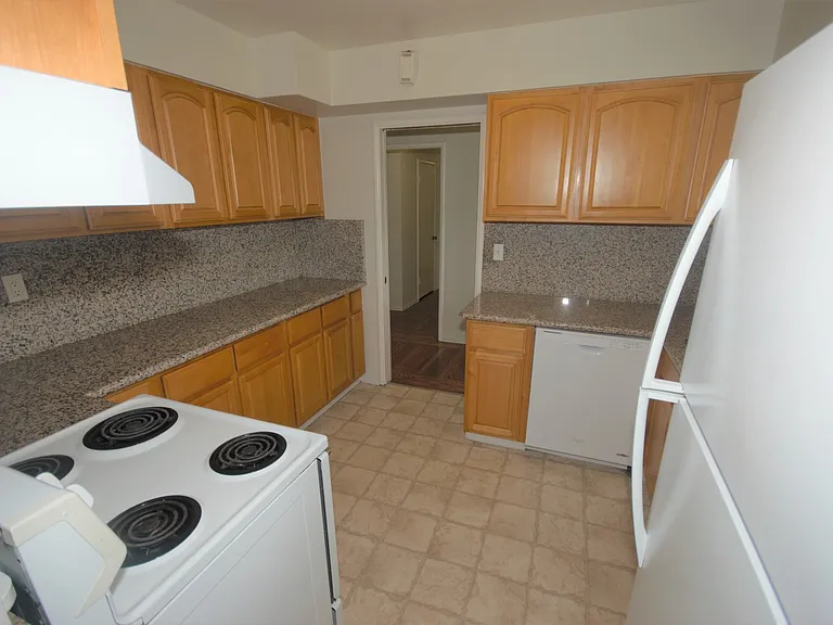 1017 to 1019 Annapolis Dr. — Photo 11
