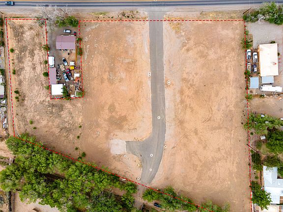 3rd image of 200-209 Josefita Rd NE