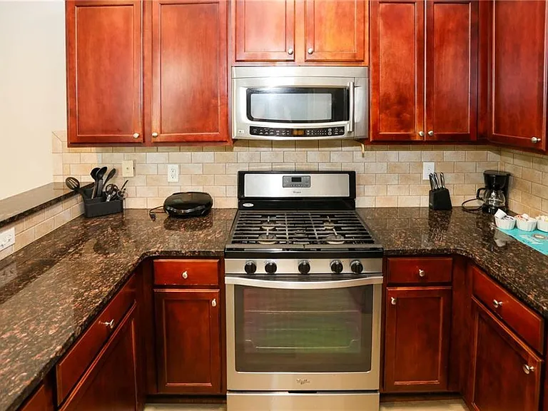 7116 Blairs View Ct #7 — Photo 27