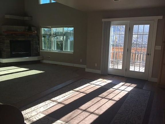 4th image of 3104 Lily Dr